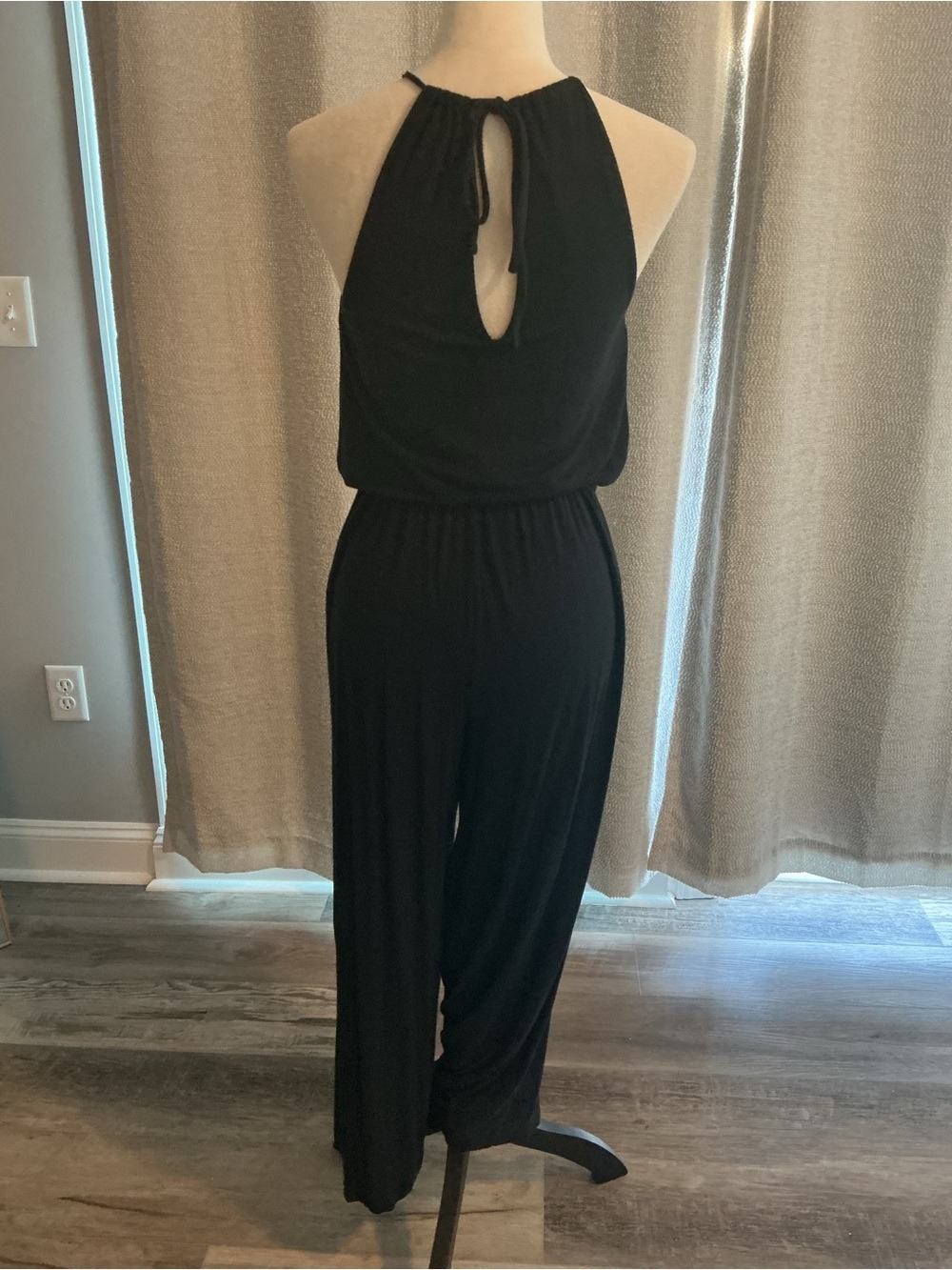 Soma Halter Jumpsuit with Keyhole Neck - Picture 8 of 11